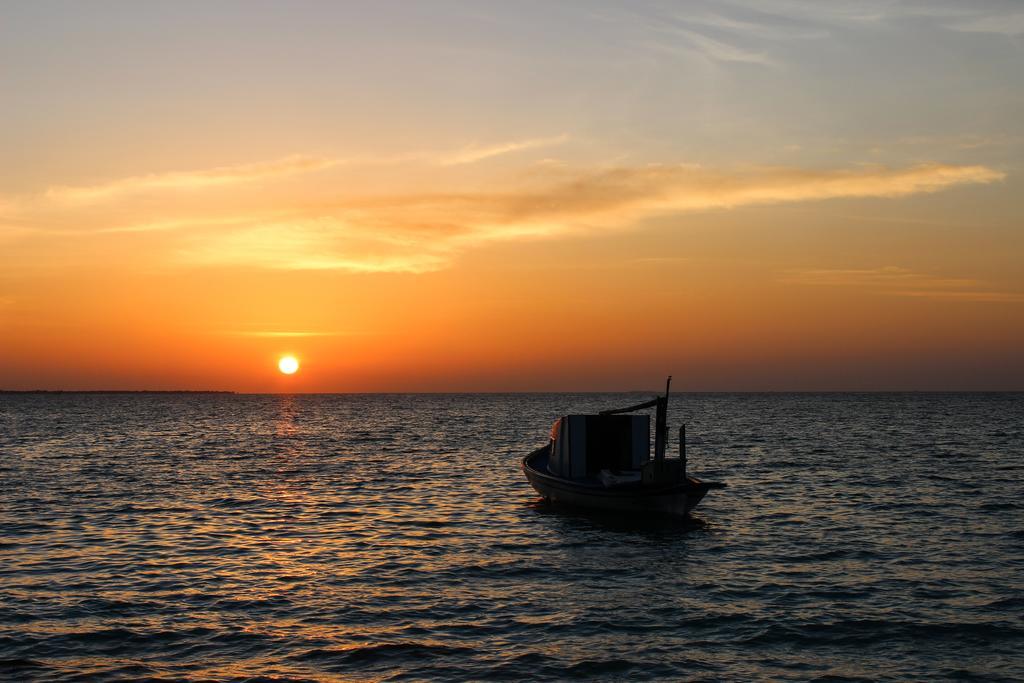 Cerulean View Residence Hanimaadhoo Island Екстериор снимка