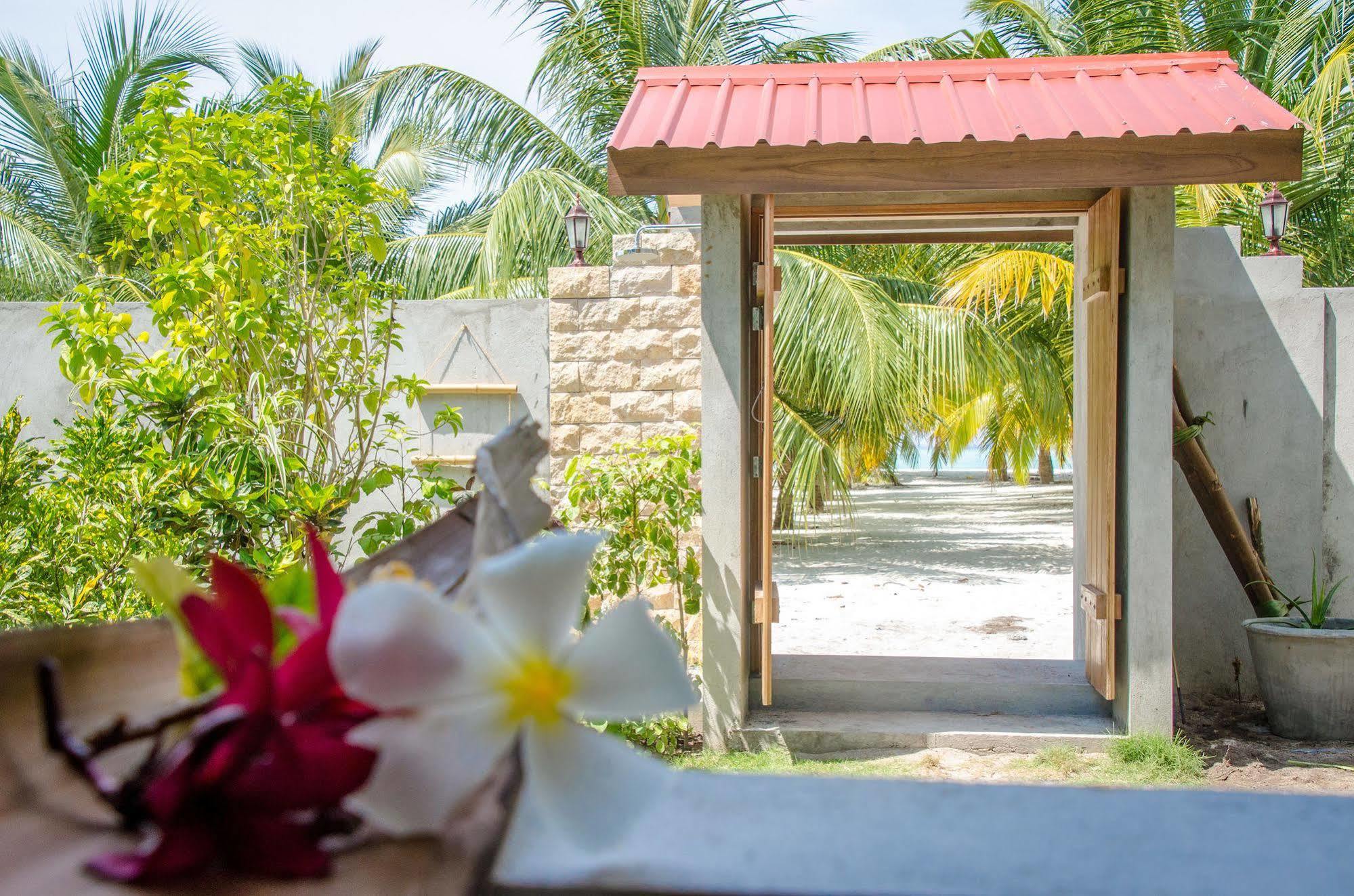 Cerulean View Residence Hanimaadhoo Island Екстериор снимка