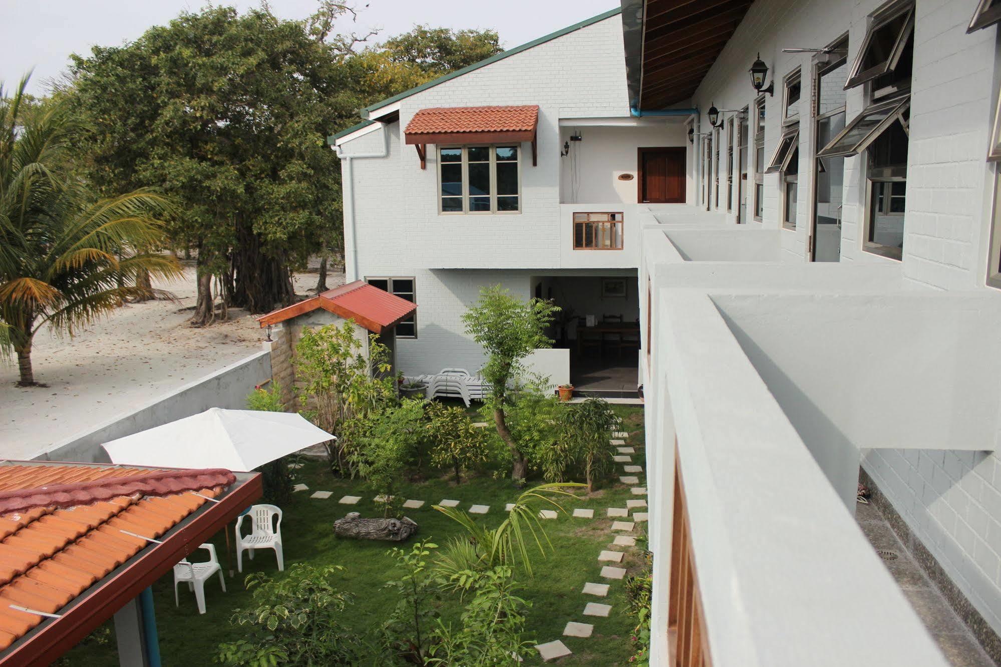 Cerulean View Residence Hanimaadhoo Island Екстериор снимка